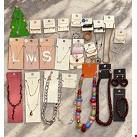 گردنبند زنانه برند accessories