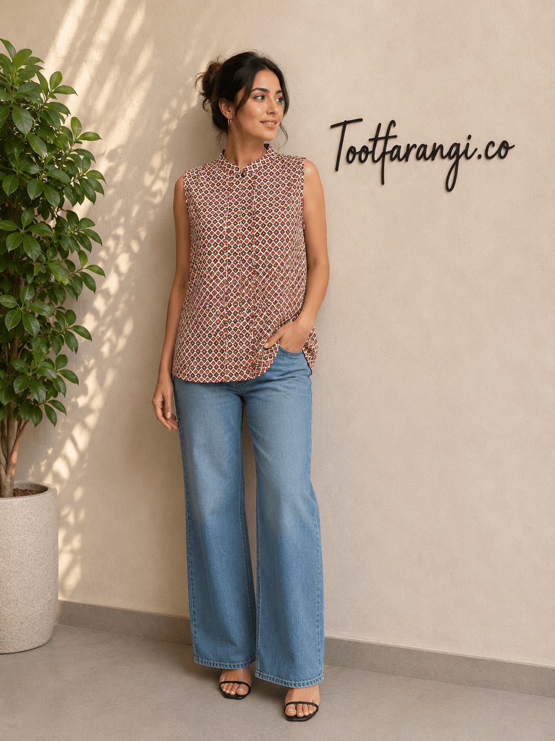 تاپ زنانه طرح مربع برند BANANA REPUBLIC