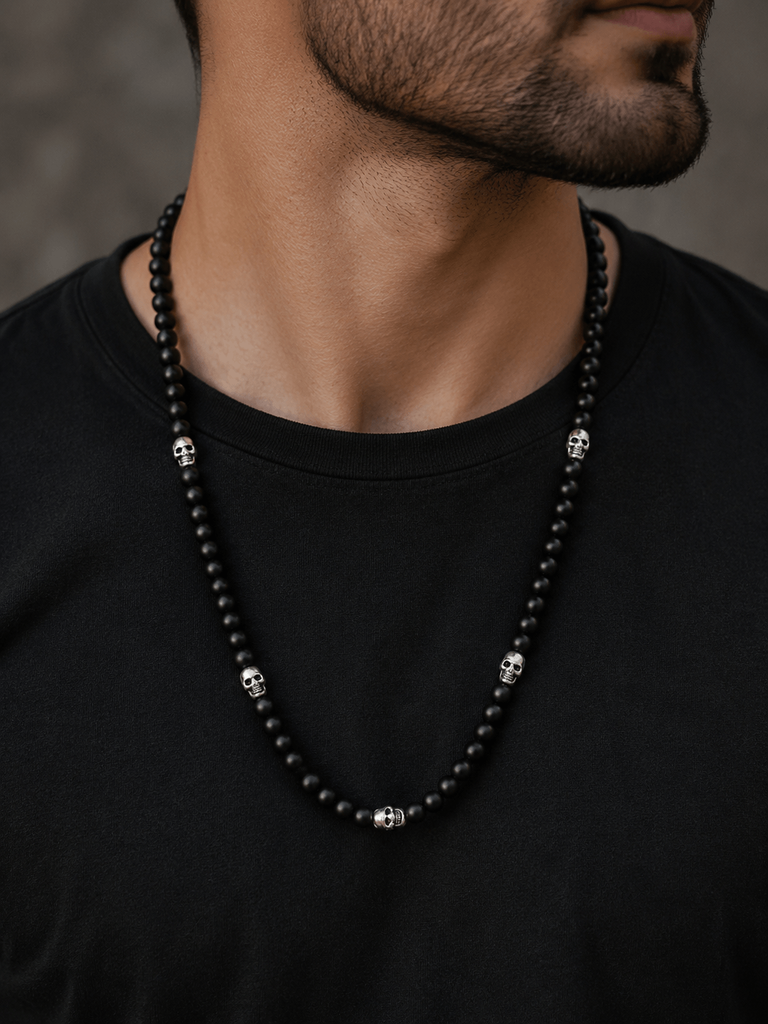 گردنبند مهره طرح جمجمه برند SIX