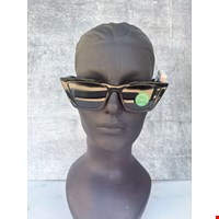 عینک آفتابی فریم مشکی beeline GmbH