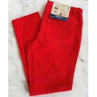 شلوار جین اسکینی فیت 