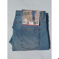 شلوار جین اسکینی فیت اسمارا