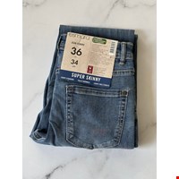 شلوار جین سوپر اسکینی اسمارا