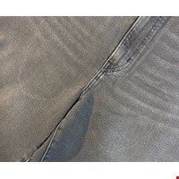 شلوار جین مام فیت ذغالی زنانه برند Levi’s