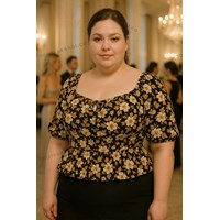 شومیز یقه دلبری گلدار