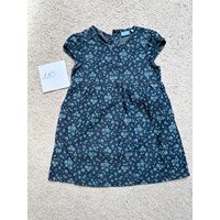 پیراهن گلدار بچگانه