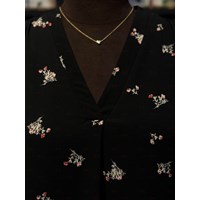 تاپ زنانه گلدار مشکی برند VINCE