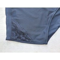 شورت فرم دهی سرمه ای برند ESMARA