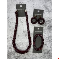 گردنبند زنانه برند accessories