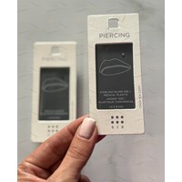پیرسینگ لب نگین دار accessories