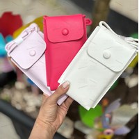 کیف گوشی زنانه برند accesories آمریکا