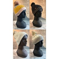 کلاه منگوله دار