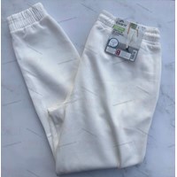 اسلش سفید ورزشی 