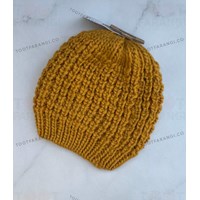 کلاه بافت خردلی 