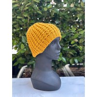 کلاه بافت خردلی 