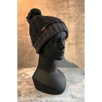 کلاه منگوله دار