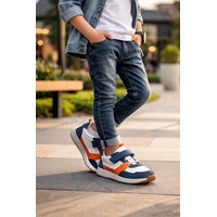 کتونی بچگانه