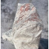 سوتین دانتل بدون کاپ و فنر