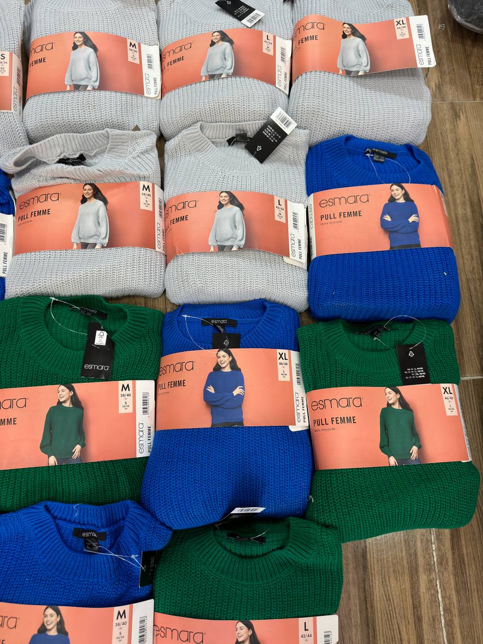 بافت یقه گرد سه رنگ